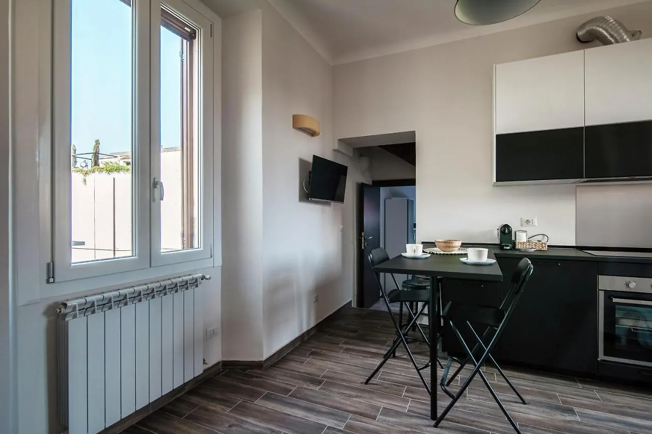 Apartmán Joivy Stylish Flat, 5-Minute Metro Trip To Centre Milán