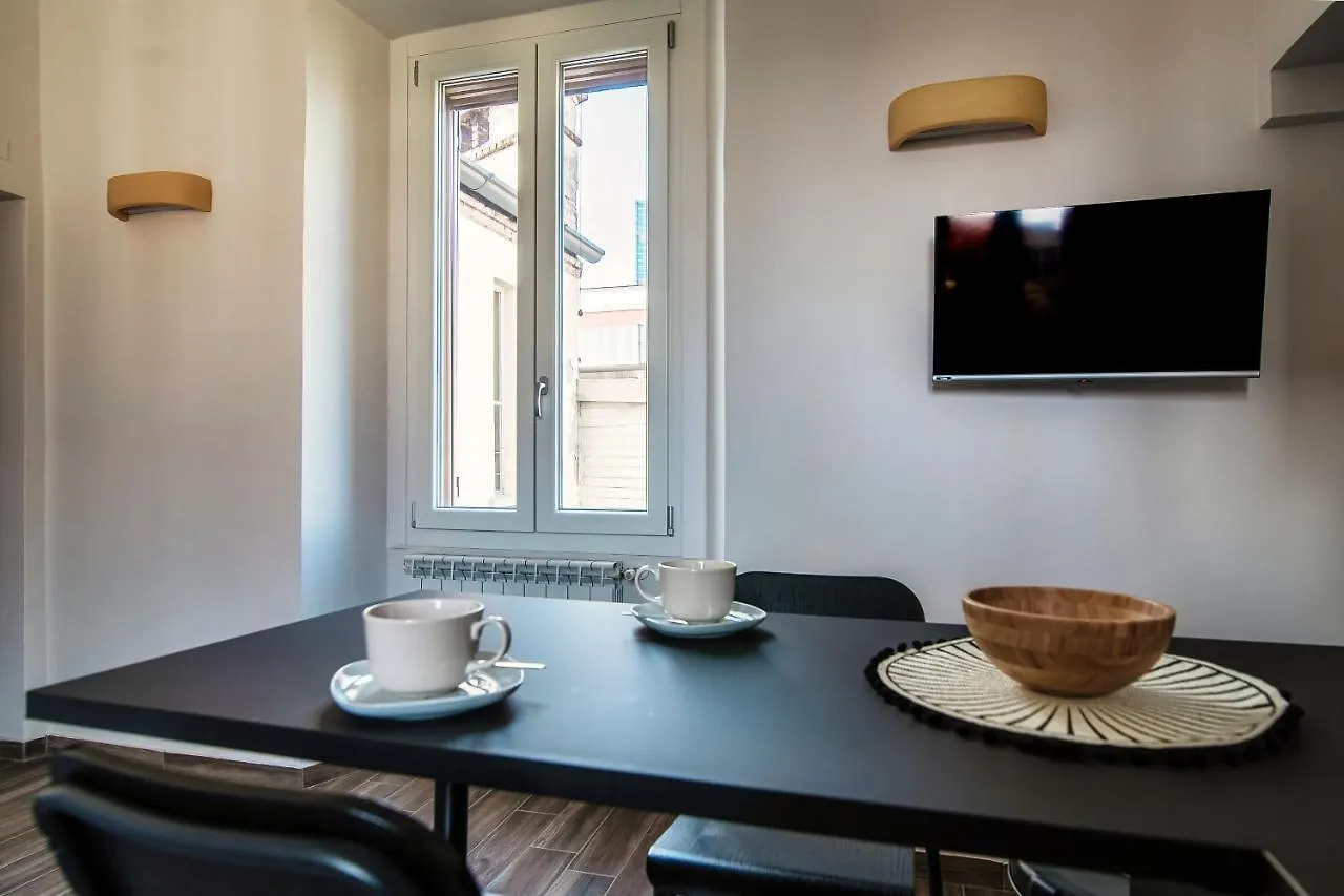 Apartmán Joivy Stylish Flat, 5-Minute Metro Trip To Centre Milán 0*,  Itálie
