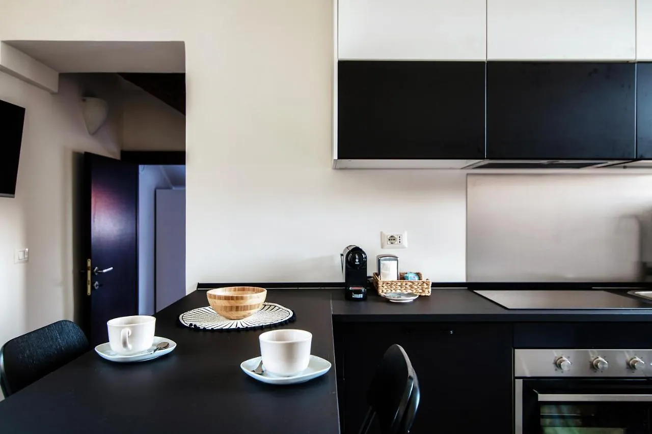 Apartmán Joivy Stylish Flat, 5-Minute Metro Trip To Centre Milán Itálie