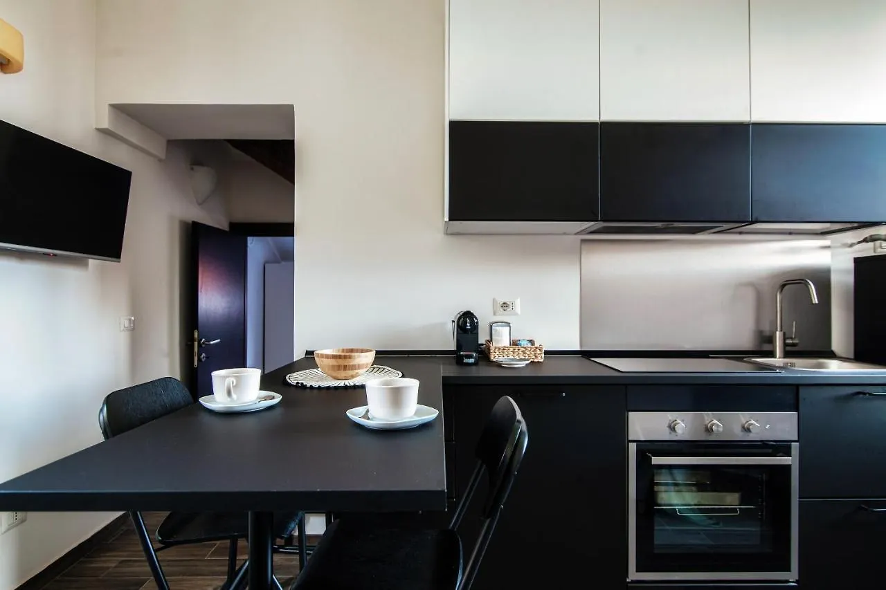 Apartmán Joivy Stylish Flat, 5-Minute Metro Trip To Centre Milán Itálie